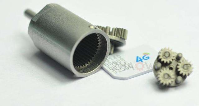 ���ı����